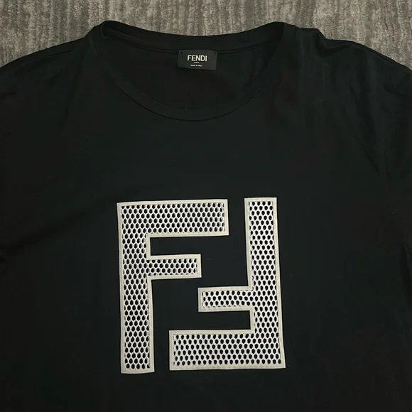 FENDI top (UNISEX)